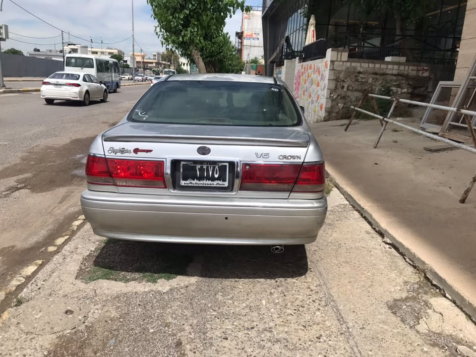 سەرەتا بەناوی خوای گەورە
برایان ئەم  مەلیکەیەمان هەیە هیماڵی خۆمانە هەموو گایانی بەشەرت کامل مەسروف کراوە

2003 /مانگی7 D4 بچوکە 

2دگمەیە 

پەردەیە

زۆر زۆر کەم بەنزین ئەخوا✅

ساردو گەرمی❄️✅

برێکی بەسراوە✅ 

دوتایەی پێشۆی لۆکە دوانی دواوەی /٧٠ تازەیە ✅

دەکشنی ساردو ملە بەخو تازە پاکمان کردوەتۆ✅ 

تاقم پلاکی سفر لەسەرە شەریکە✅ 

ڕۆنو شوتە تازە گۆڕیمە✅

ناوی لەدەرۆی جوان ترە✅

برایان زۆر وتن قورعان خۆشە پیوستی زۆر بەوەسف نیە خۆ بێ سەریکەو مەعامەلەیکە سەقفی یەک تۆز کاڵ بونەوەی هەیە

تێبینی / سعری 55 مەعامەلە سوێن بەخوا لەبەر ئەم کۆتە ئەی فرۆشم ئەگینا بەدەفتەرێکیش نایدەم ئین 
جازەم نیە کۆتم بۆ ناکەن

(***********)

ئەدمین گیان 🌹❤️
