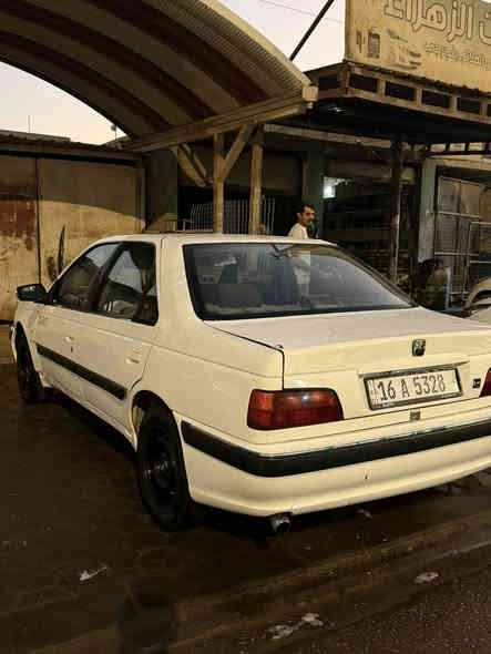 بيجو بارص موديل ٢٠١١  كير ومكينه وحداديه وتبريد كفاله لاتنقيص ولا تبخير ولا خربطه رقم انكليزي باسمي اني راعيه الشرعي سنويه للـ ٢٠٣٠ ( بيه قطعتين تبديل فقط جاملغ وبنيد ) وباب السايق صبغ السياره مابيه اي حادث مكفوله شواصي ولغود وخياسات مابيه السياره نضيفه ومتعوب عليه ( السعر ٤٥ ) وبيه مجال للشراي 

غير متواجد على الفيس 

للاتصال :

***********

***********
