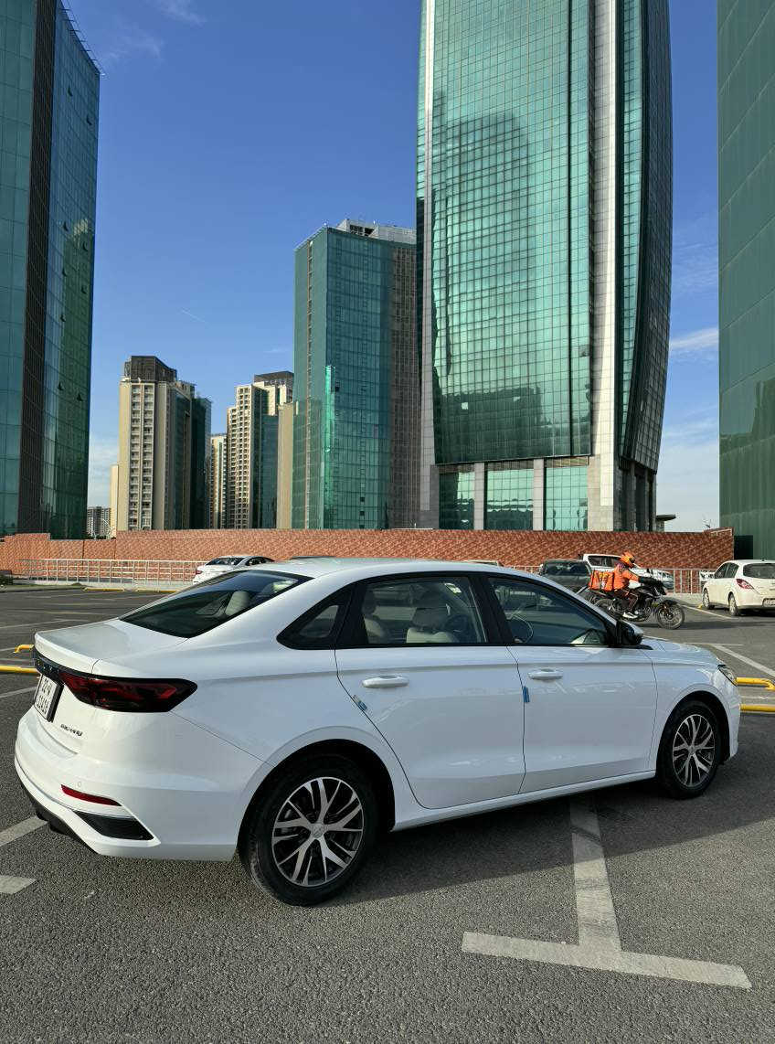 Geele emegramd 2025 نیو مواسەفات
سەیارەکە زۆر پاک و خاوێنە لەسەر دەقی شەریکە مایتەوە و سفری ئێرەی شەریکەی باجگرە (زەمانی نەمایە) گێڕ مەکینە کارەباییات هەمووی بە شەرت 
٢٣ هەزار کیلۆ مەتر رۆیشتیە
٤ جام کارەبایی - برێک بەسمە - ئۆتۆ هۆڵد - شەغال - کامێرە 

سەیارەیەکی زۆر بێ مەسرەفە و یەک دەستی کنەخۆم بووە و بە بەنزینی نۆرمالیش دەروا ئۆکتانی ٩١ە 

جيلي اميجراند ٢٠٢٥ نص مواصفات
السياره كلين و كلش نظيفة و اني مطلعها صفر شركة باجكر ماشية ٢٣ الف كيلو ، كير و محرك و كهربائيات كلها بشرط ٤ جامات كهربائية بريك اوتو - اوتو هولد و شغال و كامرة

السياره ابد ما بيها مصرف و تمشي ب بانزين نورمال اوكتان مالتها ٩١

نرخ : ١٢٠ وەرەقە و مەجالی تێدایە 
سعر : ١٢٠ ورقه و بيها مجال

*********** أربيل, العراق
