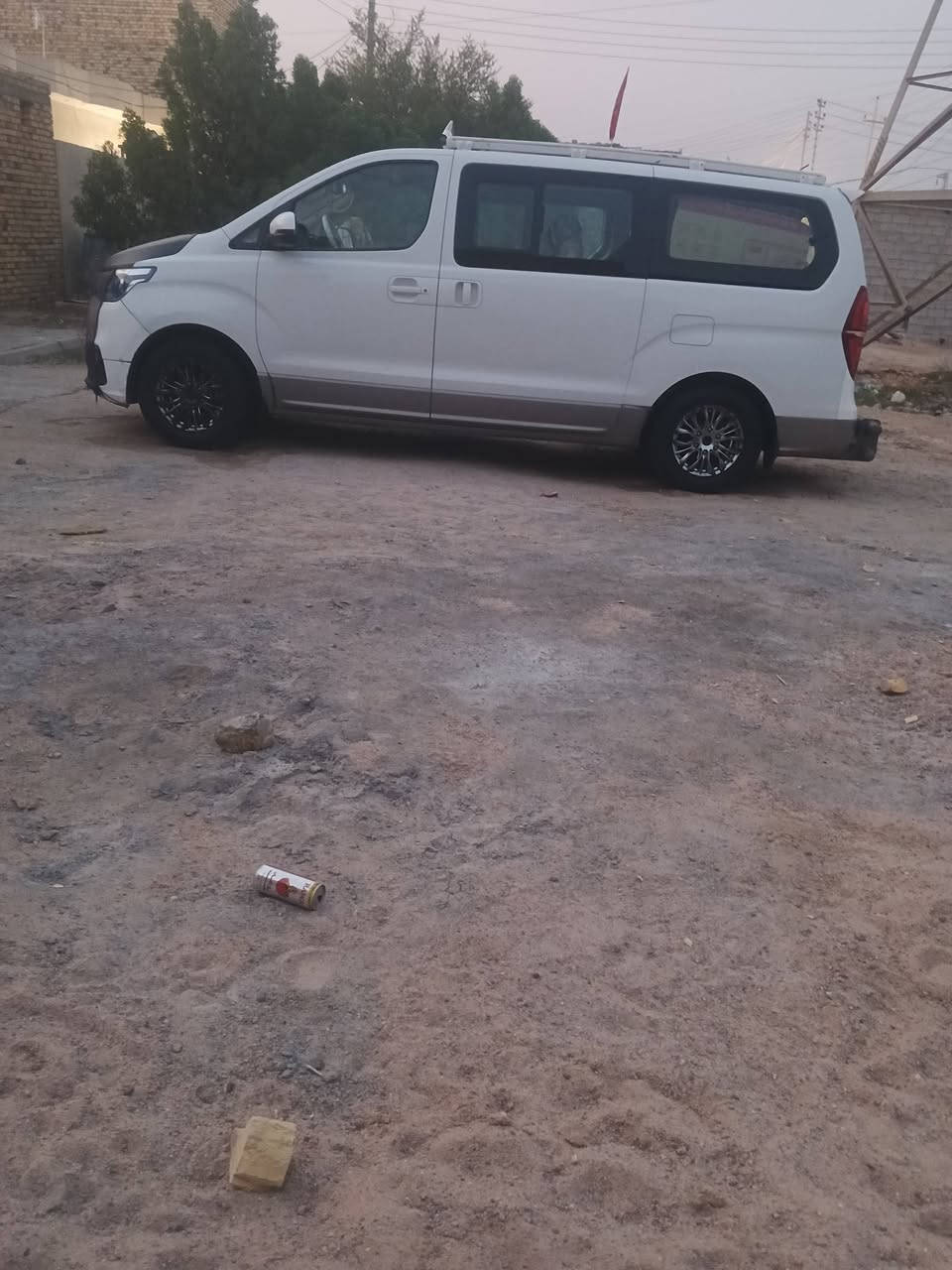 البيع ستاركس مفتوح موديل2020  كفاله عامه السياره جديده بمعنه الكلمه تخم تايرات حداديه دوشمه السياره جاهزه ما نقصه برغي رقم بغداد لاستفسار ***********
