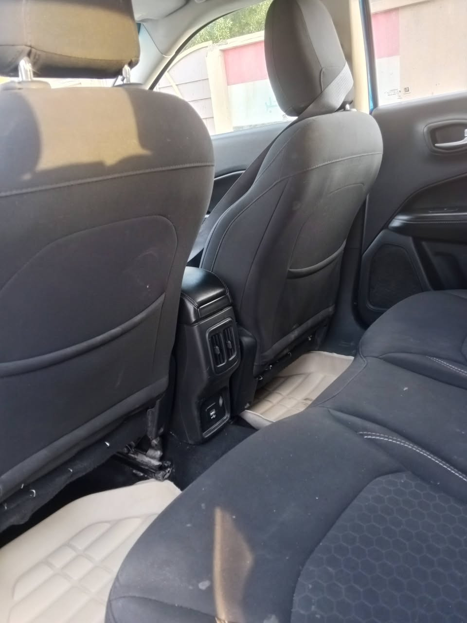 سلام عليكم جيب كومباس سبورت تو ويل سعرهه 108ورقات مواصفات عاديه مديل 2018 مكينه 2400تنفس طبيعي حادثهه دعاميه فقط وهنا انشخط بيهه الجاملغ الايمن وصبغناه السياره جاهزه مكينه كير حداديه تبريد ومابيهه نقص برغي رقم بابل دولي باسمي هزه جديده
مكان السياره كربلاء ***********
سلام عليكم جيب كومباس سبورت تو ويل سعرهه 108ورقات مواصفات عاديه مديل 2018 مكينه 2400تنفس طبيعي حادثهه دعاميه فقط وهنا انشخط بيهه الجاملغ الايمن وصبغناه السياره جاهزه مكينه كير حداديه تبريد ومابيهه نقص برغي رقم بابل دولي باسمي هزه جديده
