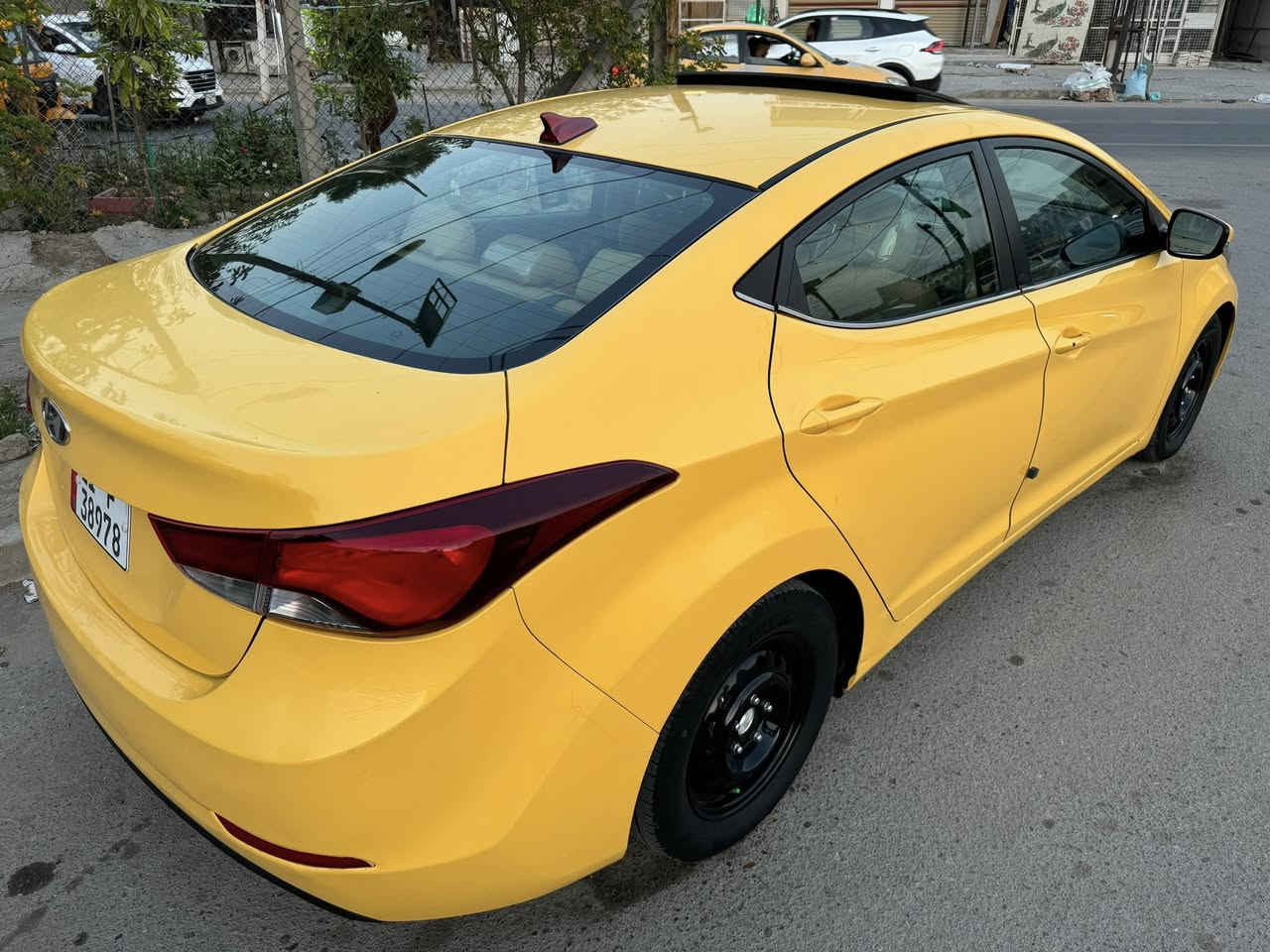 النتره 2016 فول المتد واحد على واحد حادث بس بنيد بدون دواخل مكان السياره بغداد البياع وسياره جاهزه من كلشي كير محرك تخم تايري دوشمه اي نقص مابيه سياره كلش جديده 

لاستفسار ‭٠٧٧٦ ٥٧٠ ٥١٧٠‬.   

السعر 118 وبيه مجال بسيط
