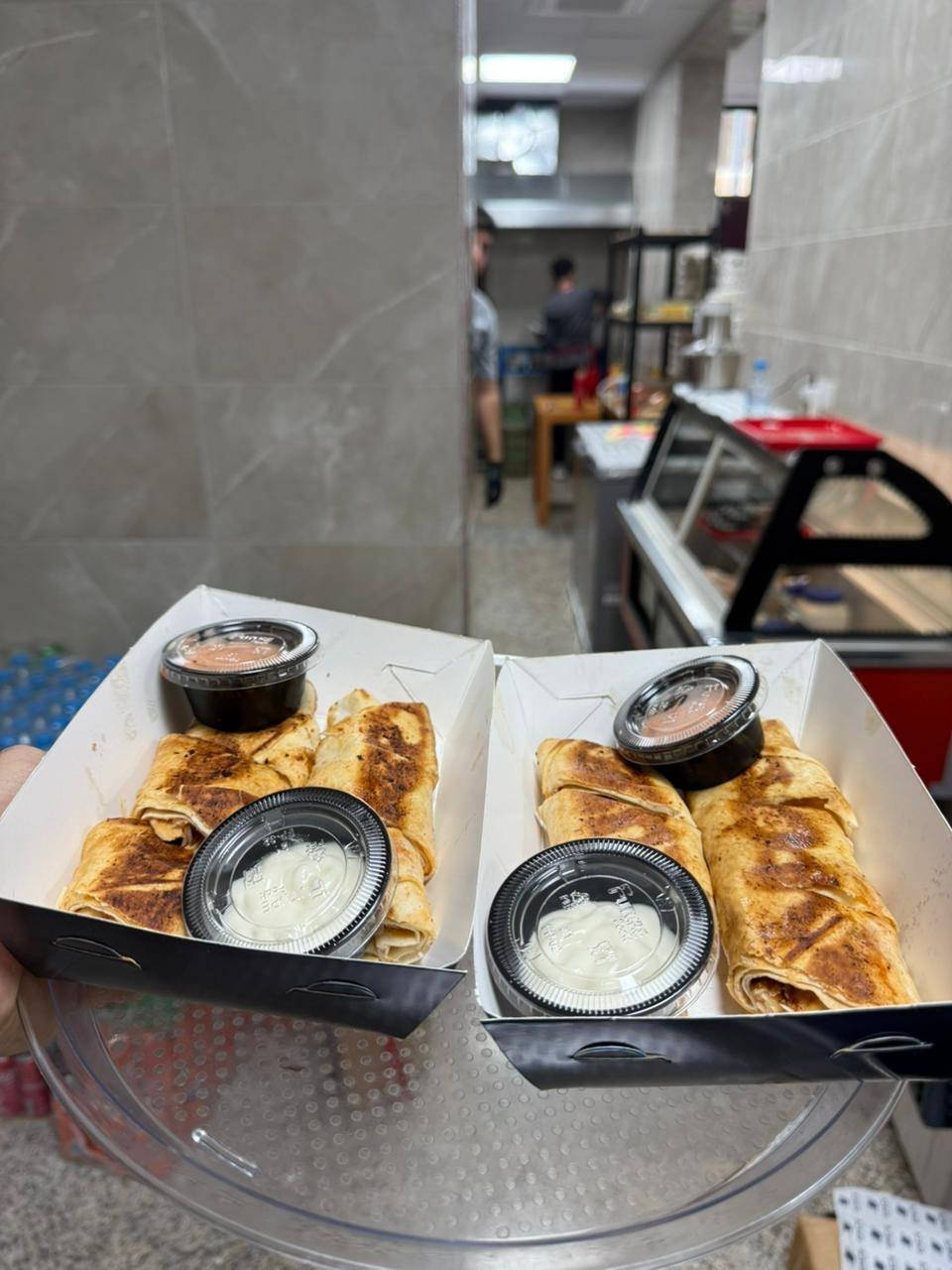 شيف عام شرط التيست قبل العمل اعمل
شيف شرقي -شيف مقبلات -شيف مشاوي عامة دجاج سمك  - شيف كص تشريح وتخمير وشد وتنزيل -شيف وجبات سريعة 
اعمل  فنادق مطاعم شركات متفرغ للعمل للتواصل عبر وتساب او الخاص ***********
