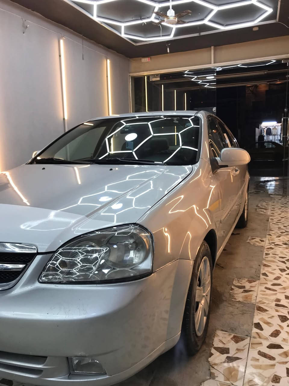 السلام عليكم  
متاح اوبتر ٢٠١٠ رقم سليمانيه السياره مو بسمي وكاله عامه عدي بيهاا والتحويل جاهز بأي وكت 
مابيهاا كل ضربه ولا صبغ بيهاا بس دعاميات مصبوغه جماليه 
وطخات بارد بالجاملغ  
 وكامله من كلشي كير ومحرك خير من الله 
كهربائيات كلهاا شغاله بس كيج البانزين 
سعر ٧٥ وبيها مجال 
رقم ***********
