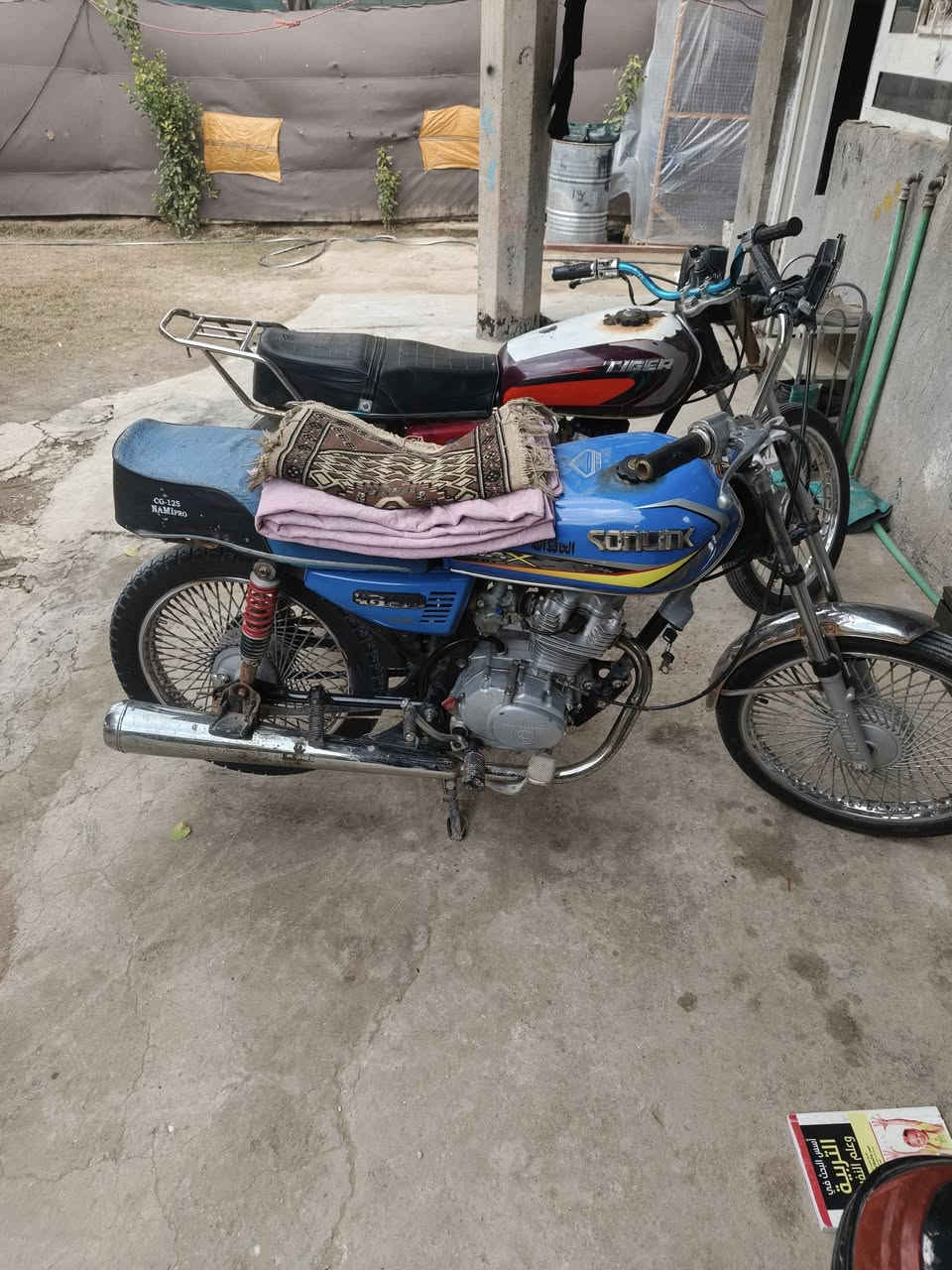 السلام عليكم
دراجات للبيع الزركه 2021 بيه بليته ورقم شاصي كلك والحمره موديل 2019  هم كلك ابيع مستعجل مكاني حله عنانه 
متواجد خاص او ع الرقم ***********
