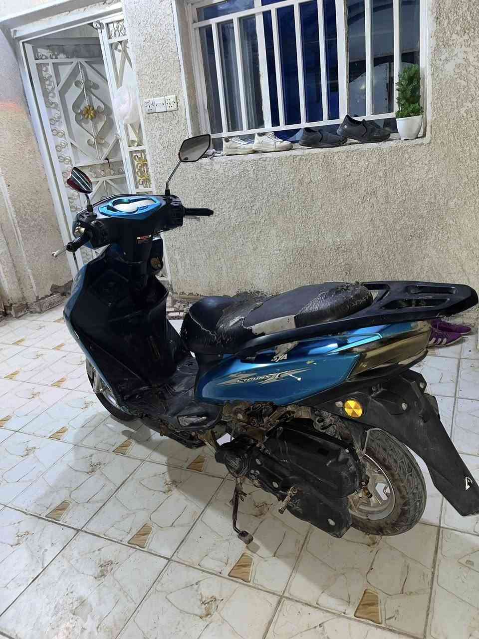 السلام عليكم دراجه للبيع  مامفتوحه ونظيفه.  كلشي شغل بيها سلف هندر  ترهم بيع أو مراوس    شراي تعال خاص وتدلل ‭٠٧٨٦ ٤٨٢ ٦٦٨٤‬
