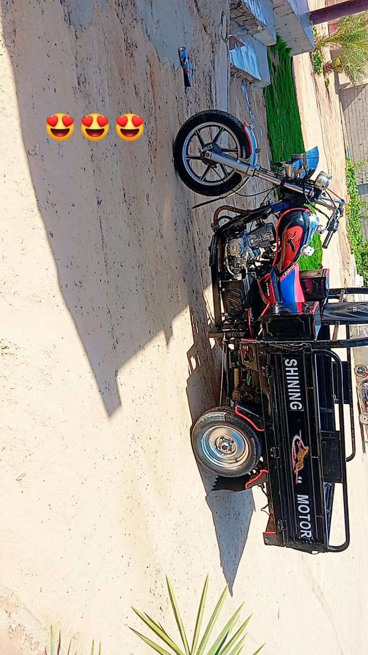 سلام عليكم ستوتة ام طير رقم***********موديل 23 مكينه23 برقي ما مفتوح بيهه أوراق كاملة ؤبليتهه بيهه نضافه فؤل كهربائيات كلهه شقاله دبلات شغال سلف اشاير بكلايتات دشبؤل بلاديه بعدهه قطرت لحيم ما بيهه مكاني ديالى سعر خاص شراي ينتصل
