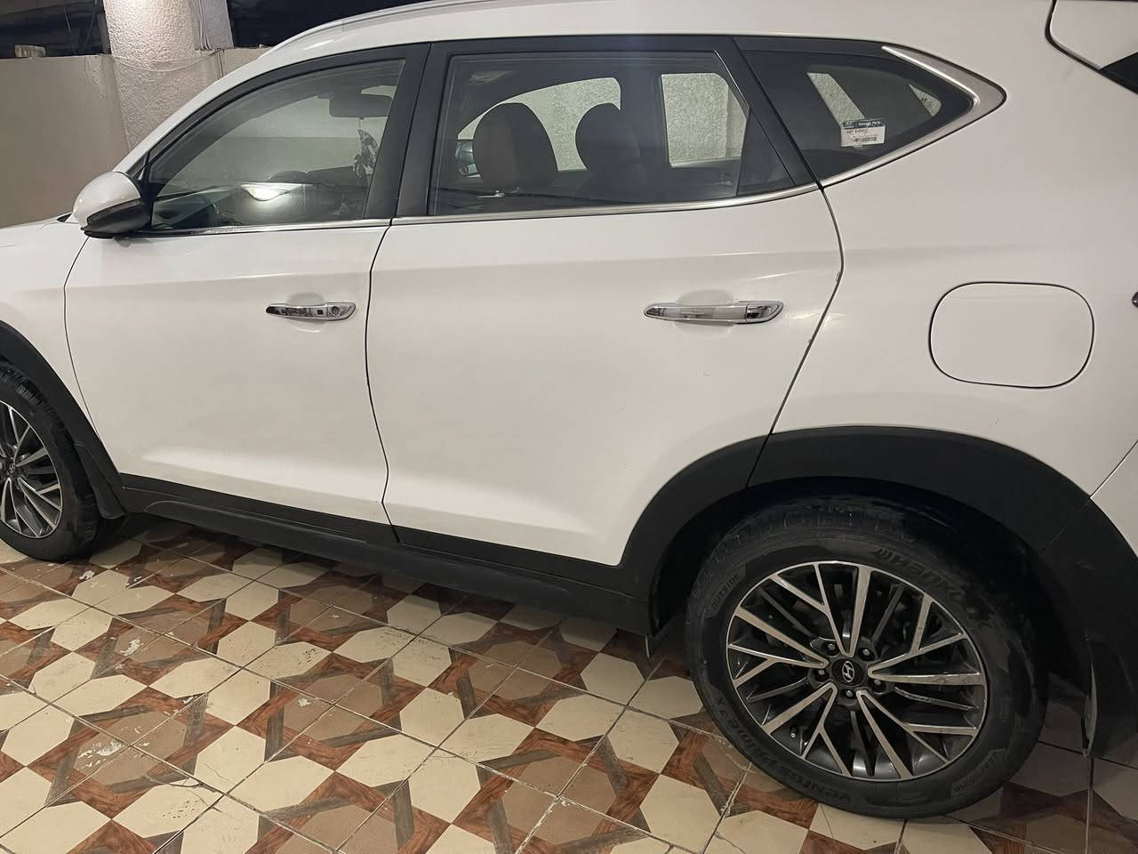 السلام عليكم توسان موديل ٢٠١٩  خليجي للبيع باسمي  ٥عدسات بصمه وباقي التفاصيل معروفه بيه صبغ مكانات  ابيعلك صبغ عام بيه سونار  لغد وشاصي وايربك سليم السعر ١٥٨$$ للاستفسار الاتصال 
***********
