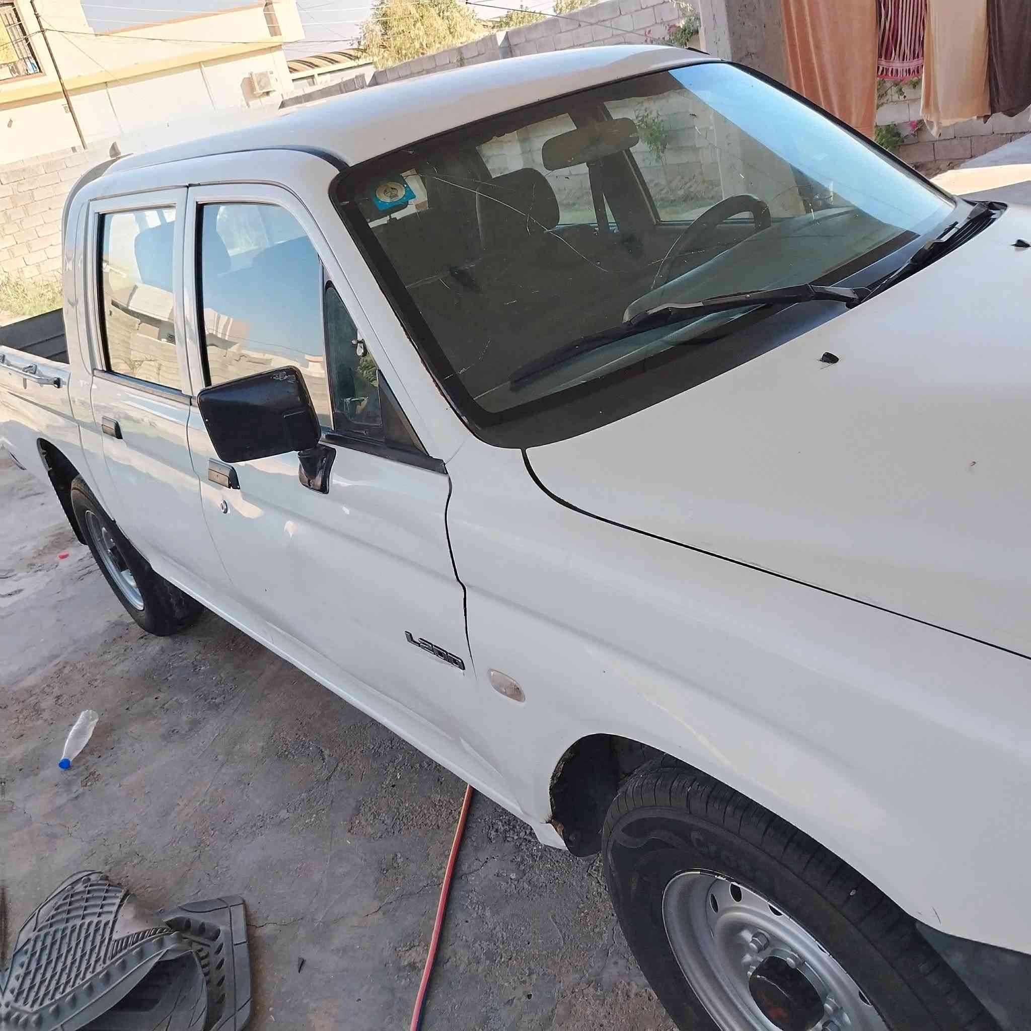 للبيع مسبوشي موديل 2004 بانزين مكفوله مكينه وكير اكسل تخم تاير جديد ديالى بعقوبه ***********
