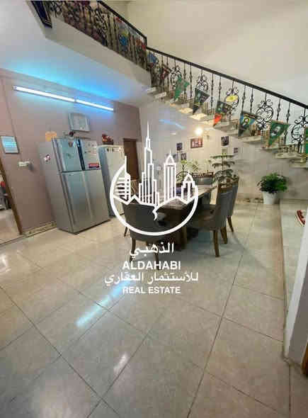 بيت للبيع في المعقل ركن مساحه 150م طابق واحد يحتوي ثلاث غرف منام صاله ، استقبال ، مطبخ ، صحيات ، كراج ، حديقة موقع ممتاز قريب على الشارع العام 

.
سعر البيت 360 مليون
. 
للمعلومات اكثر الاتصال على الارقام
او زيارة موقعنا 
البصره _ شارع عام حي الزهراء _ قرب مستشفى النفط 
***********
***********
الذهبي للاستثمار العقاري
مجاز قانونياً
