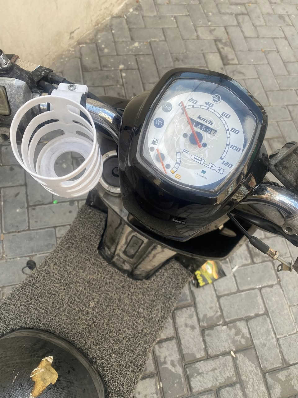 سلام عليكم 
ماكس بوليس عادي مكينه نضيفه كفرات بلاديه شرط نضيفه مكينه مكفوله اكررر كلوب زنون وبيها نشره مكاني مدينه الصدر سعر ٧٠٠بيها مجال قليل رقم واتساب ***********
