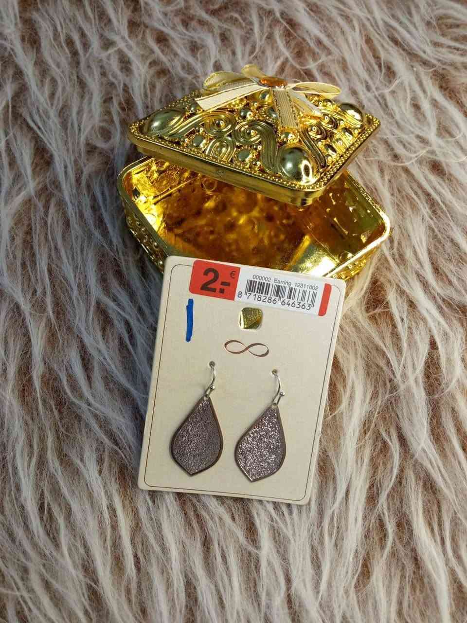 تخفيضات ع الف و ع 500
متوفر توصيل سماوة وكافة المحافظات
#اكسسوارات نسائية
#المثنى_السماوة


**إذا كنت صاحب هذا الإعلان وتريد حذفه لأي سبب، رجاءا أرسل رسالة إلى الدعم الفني**