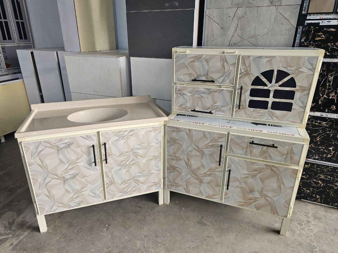 ما عليك بس  احجز والطلب يوصل لباب بيتك 🤗🌹🤗..
كاونتر ارضي وملحق متر    مع  سنك متر  مرمر
💥 (المنيوم سوكي)💥

كاونتر متر وملحق مع سنك متر 
♥️♥️السعر 170/ الف♥️♥️

التوصيل 🚚🚚
التوصيل 🚚🚚
بغداد داخل  مجاني

15 /اطراف  بغداد 

15//رمادي +فلوجه + كربلاء +بابل

25// مركز واسط  
50//أطراف واسط
25 /الديوانيه +النجف
35//ديالى
35/ السماوه+  الناصريه+  العماره + البصره


**إذا كنت صاحب هذا الإعلان وتريد حذفه لأي سبب، رجاءا أرسل رسالة إلى الدعم الفني**