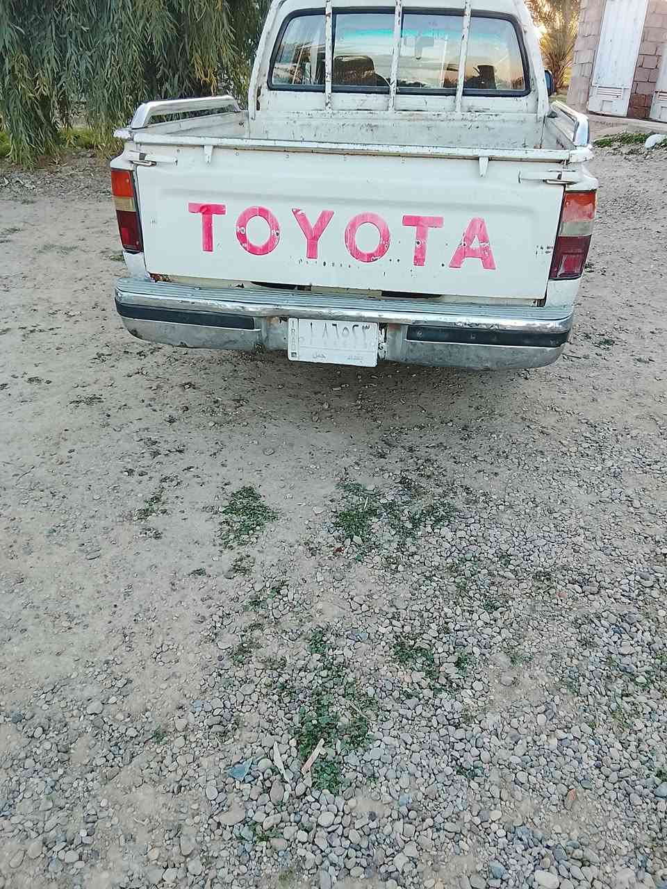 سلام عليكم بيكم تيوتا موديل 89 محرك كير اكسن شاصي كله شرط رقم بغداد تحويل مباشر هاذا رقم هاتف وشراي يدلل. ***********
