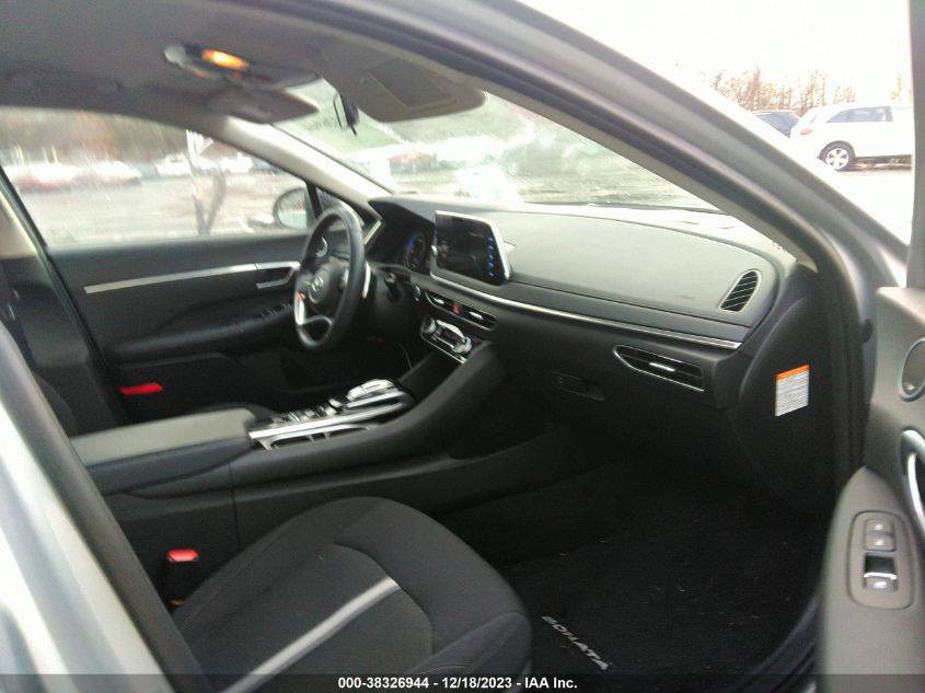 سوناتا هايبرد 2023 ماشية 30
السعر 160
***********
