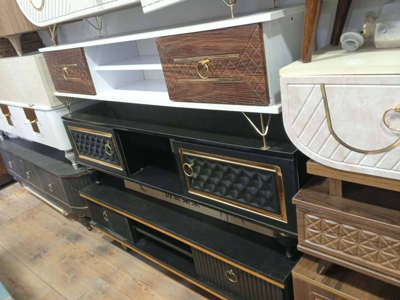 للحجز ***********
