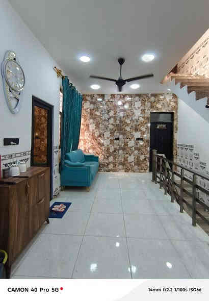 🪄🪄🪄🪄بيت للبيع 🪄🪄🪄🪄

الموقع 👇
جمهوري شارع سالم قرب مدرسه الرساله سادس بيت عن الشارع العام 

طابقين كونكريت مسلح بناء 🔨 2023🔨
مطلوب إسكان 49مليون

يحتوي على 👇
مجموع الغرف 3
الطابق الأرضي يحتوي على غرفه صاله مطبخ أستقبال حمامات 
الطابق الثاني 
يحتوي على غرفتين  صاله حمام 

المساحه //120متر 
الواجهة //6متر 

#للأستفسار على 
الأرقام الضاهره وأتساب ☎️

***********
***********

أو مراجعه مكتب محمد الغانمي جمهوري شارع السائدين مقابل ملعب الأتفاق الرياضي
