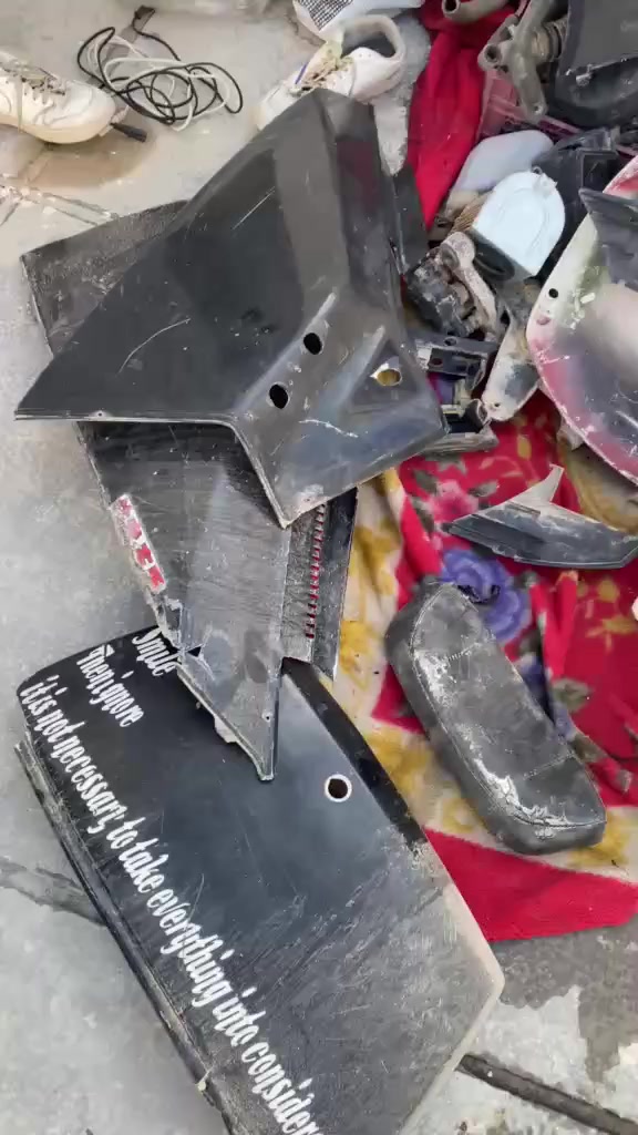 سلام عليكم شلعت غراض كلهن كلهن ب40 مكاني نجف ***********
