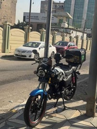 دراجه شاينك خمسه كير زيرو ما صار ٦ شهور من اشترتها للبيع السعر ع خاص ه...