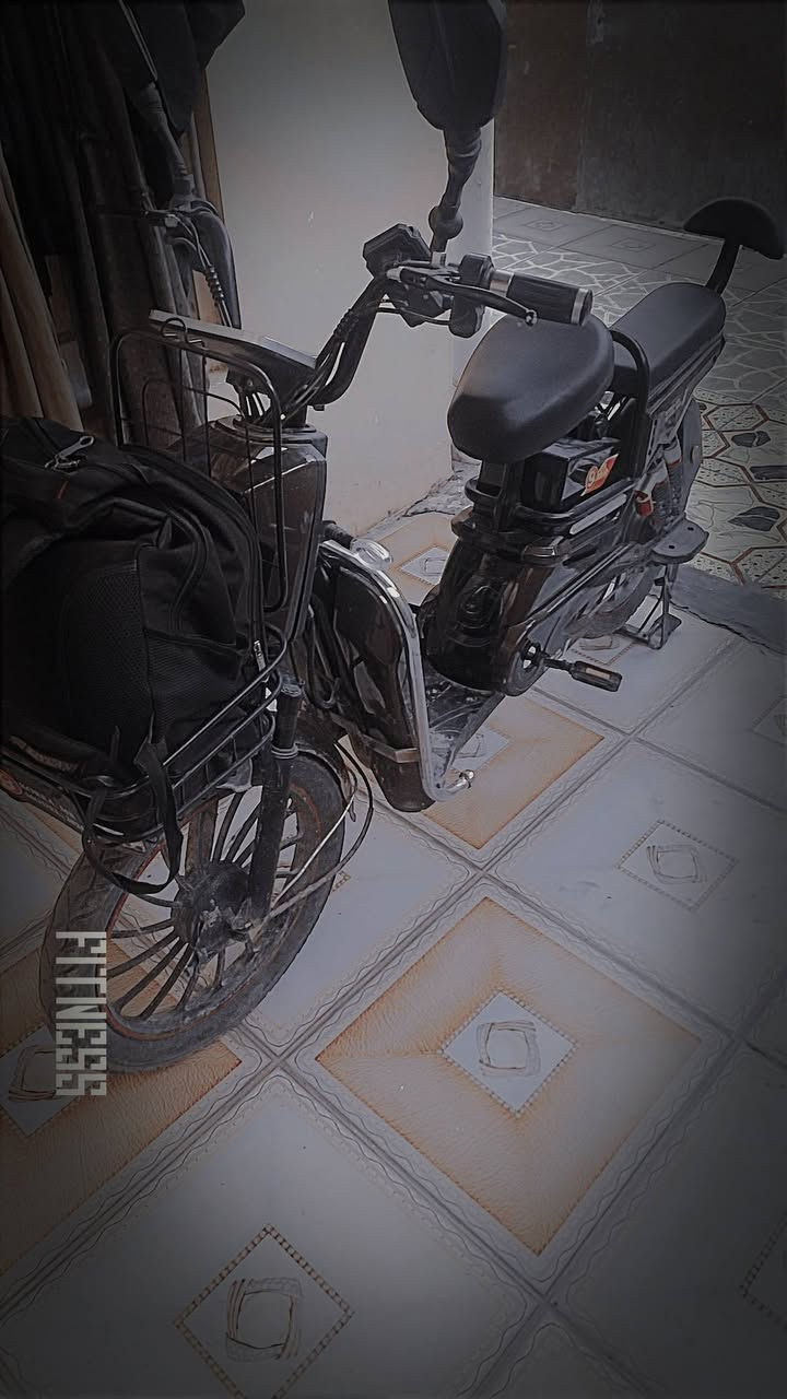 بسكيل شحن موديل 2025مستعمل اربع أشهر بطاريات انضاف سعر 350 وبي مجال قليل  
رقم الهاتف ***********4
مكان كركوك حي النصر
