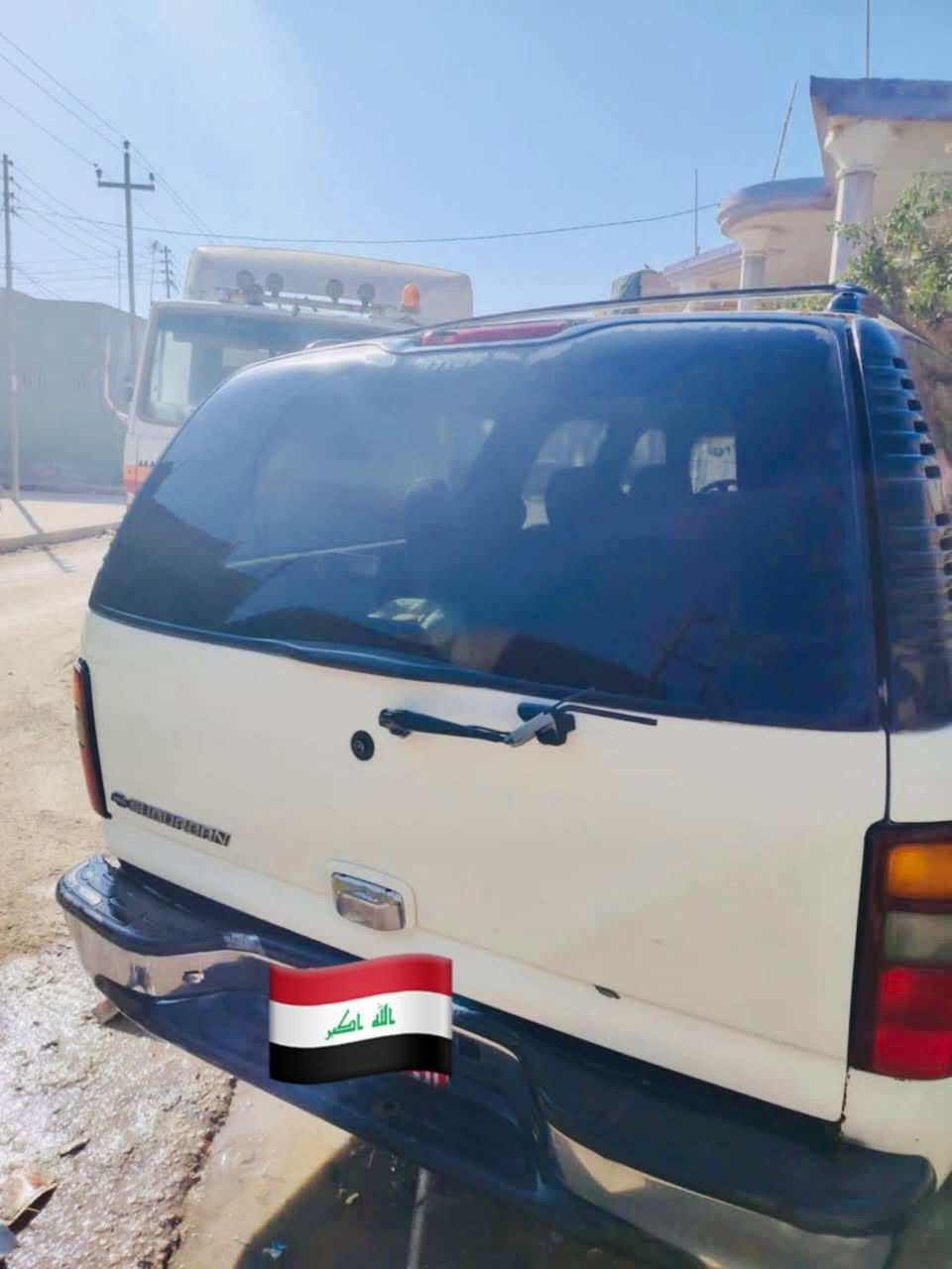 السلام عليكم..رمضان كريم🙏

عندي تاهو موديل 2004 رقمه شمالي تكسي رقمه قديم باسم واحد من بغداد ومكينته بيه خيط تبخير
السعر 55 وبيه مجال للشراي..مكان السياره ديوانيه
اخوان رجاءا رجاءا بس الشراي يتصل مو يطي وعود وما يجي..تحياتي الكم🙏

للاتصال:***********
تريد تعرف تفاصيل السياره اتصل..مستعجل عل البيع
