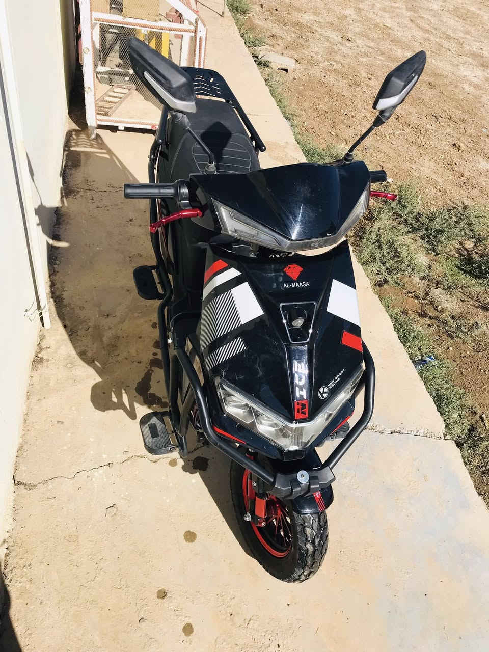 السلام عليكم يتوفر لدينا دراجه شحن سكنس
موديل 25  بطاريات على الفحص
السعر 625 وبيها مجال بسيط
، الاستفسار الاتصال على الرقم ا ( ***********) او مراسله الصفحه
