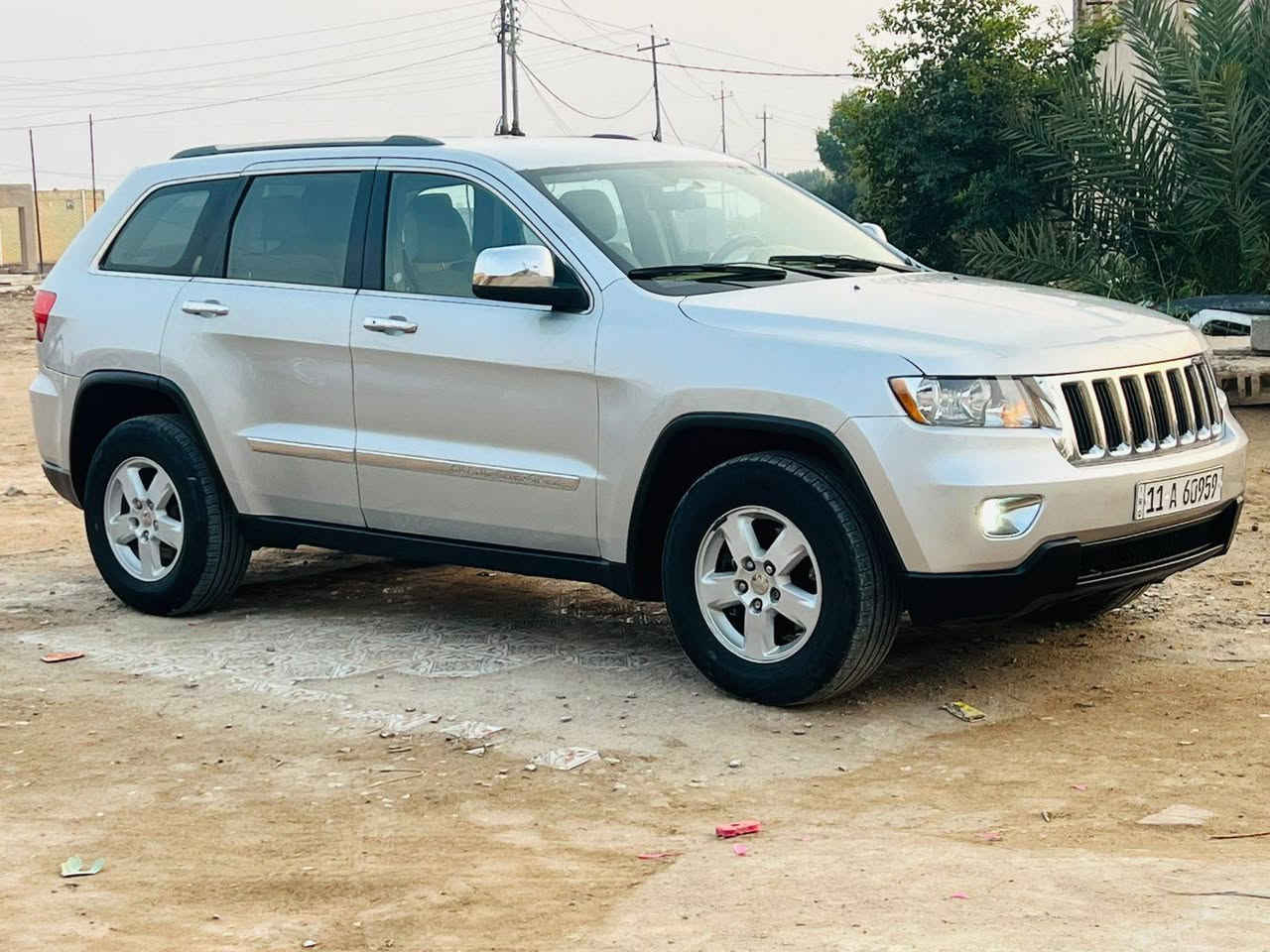 السلام عليكم للبيع
جيب لاريدو 2011 اصل رقم بغداد تحويل مشروع وطني سنوية 28 رقم دولي وارد أمريكي تبديل بنيد اصلي بدون دواخل وبيه رشات تجميل مكينه 3600 مامفتوحة كير عصة شاشة جييرة سيارة جديدة وجاهزة كلش تخم تاير وتبريد وحدادة مكفولات مكانه ناصرية
. ***********
***********
سعره 138
