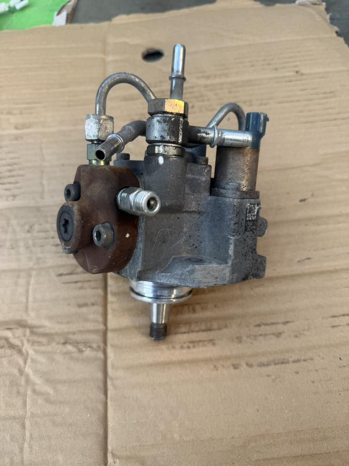 سلام عليكم
ادوات بنكو فحل موديل 2019 مسكّر للبيع
الغراض كلها جديدة وعلى الفحص إن شاء الله.

المتوفر:
 • طرمبة
 • نوزلات
 • سوبر
 • جويتر
 • دينمو
 • سلف
 • كلج مروحة
 • كبريسر
 • ضاغطة بور

💰 الأسعار بالنص (مناسبة).

📍 للاستفسار والتواصل:
***********
