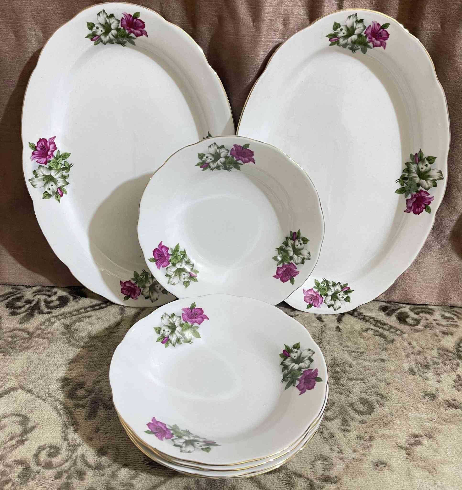 (وأختار لنفسك عزيزاً يعُز عليه حزنك )
مساءالخير والعافية عليكم جميعاً 
(٧) قطع مورد صيني مختوم اسواق مركزيه غير مستخدم (٢) بلام كبيره قياس الطول ٣٧ سم والعرض ٢٦ سم و(٥) صحون عميقه قياس القطر ٢٢ سم السعر خاص لطفاً يوجد توصيل لكل محافظاتنا الحبيبه


**إذا كنت صاحب هذا الإعلان وتريد حذفه لأي سبب، رجاءا أرسل رسالة إلى الدعم الفني**