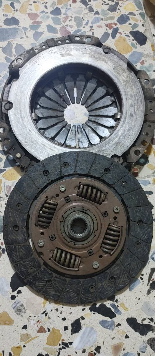 سلام عليكم غراض شيري فلاوين لغراض كلهه شغاله عدة مسجل طافي  مكاني بغداد زعفرانية توصيل فقط بغداد بكروة /***********
