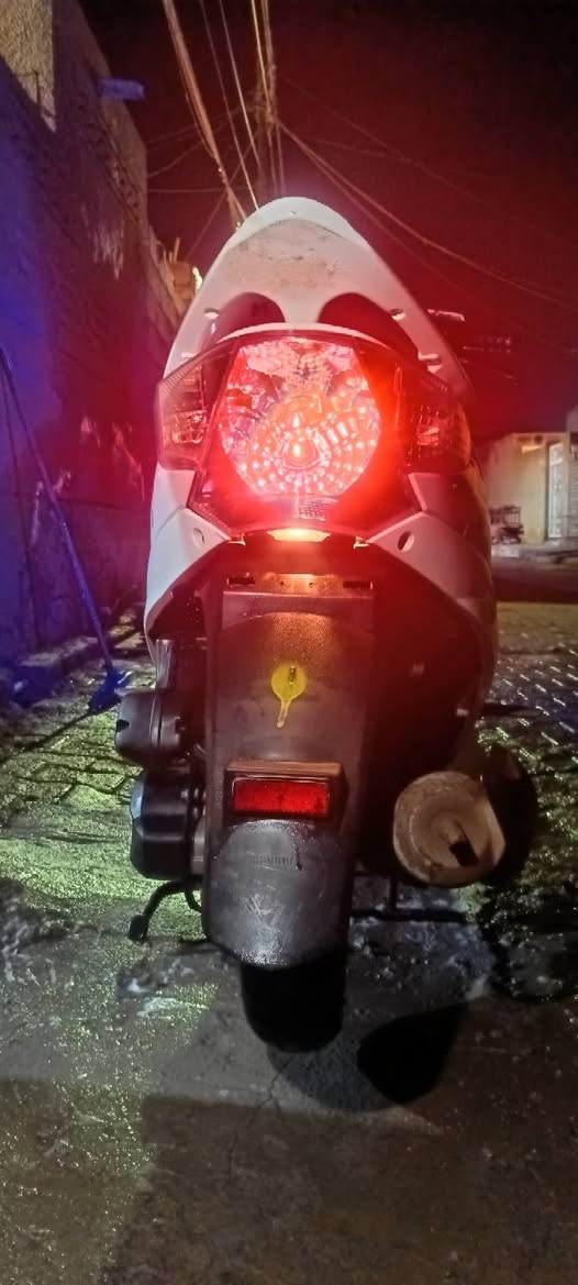 كامكو بوليسي V2مكينه 150 موديل 16 السعر 900وبيه مجال ل تواصل ***********
