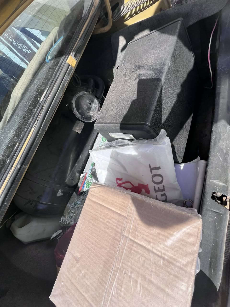 منضومه مال غاز ٦٠ لتر
للبيع شغاله وكامله مشدوده بل سياره رايده ٣٧٥ الف
***********
