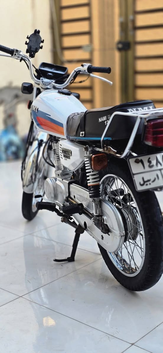 سلام وعليكم دراجه رقم وسنويه للبيع مديل 24 الدراجه مامفتوحه ونضيفه كدامكم شوف العين العنوان بصره ابو الخصيب السعر 1750 وبيه مجال حك الجيه ***********
