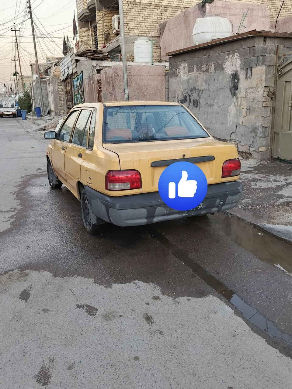 سلام عليكم سايبه موديل 2012 رقم بغداد شرط تحويل عوزها صدر وتبريد والباقي مابي شي سيارة نضيفه ونصبتها حلوه سعرها 22 ورقه وبيها مجال مكاني بغداد حي نصر اي ستفسار اتصل على رقم صاحبها اني مكلف بل نشر رقم صاحب السيارة ***********
