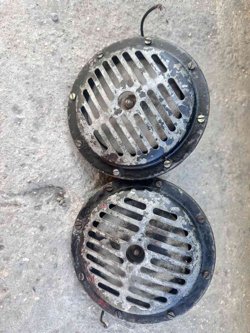 هورنات بوش الماني اصلي للبيع السعر 375 الاستفسار الاتصال ع رقمي ***********
