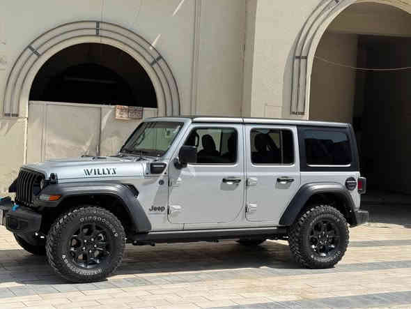 جيب رانكلر 4Xe 2023 وارد امريكي نيربو + هايبرد + هجين شحن خارجي
Jeep Wrangler 4Xe
2.0L 4
حجم المكينه : 2000 تيربو + هايبرد + هجين شحن خارجي
بدون حادث 
المواصفات
1.قماره تتفصخ اصير كشف
2. بصمه
3. لوكير
4.كشافات
6. شحن خارجي
7. بكلايت لد
8. شاشه
9.دمام خلفي
10.لايتات زنون هايلوجين

مرقم بغداد
السعر 315ورقة قابل للتفاوض 
تفاصيل اكثر هذا رقمي *********** تحياتي مكاني بغداد شارع حيفا بغداد
