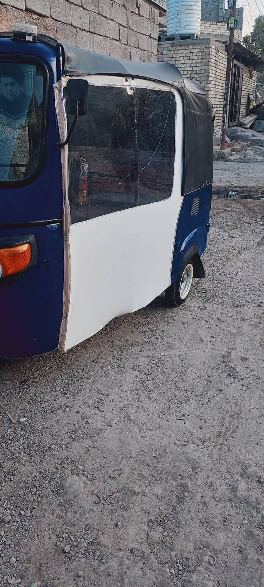 سلام عليكم تكتك بياجو للبيع أوراق نضيفة محرك نضيف كهربائياتهة شغالة او حلوة عنواني بغداد المعامل السعر مليونين وبيه مجال ***********
