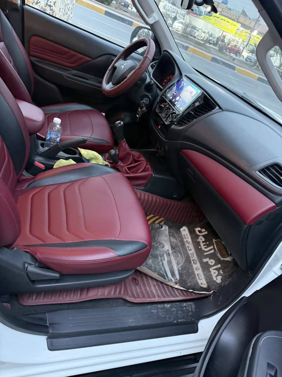 السلام عليكم ورحمة وبركاته للبيع بيكم متسيبوشي فور ويل كير عادي داخل احمر 4 كامرات دواره كشافات ويل كب رقم سليمانيه بسمي هزه وسنويه جديده هسه مجددهن مكفوله كفاله عامه فقط الدعاميه الماميه بيها فطر غيرها كفاله ماشيه 22 حقيقي سعرها 218 مكاني بغداد حي البنوك الاستفسار *********** مرارس حسب القناعه
