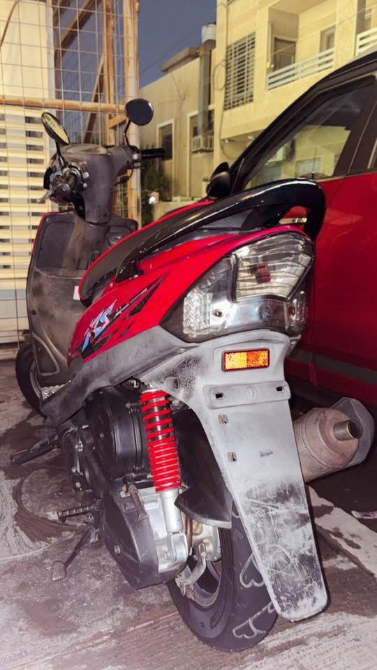 للبـيع الدراجة كله بلاديه  وتخبل برغي مامفتوح بيه لتفاصيل خاص او هذا رقمي *********** مكاني الكرادة شارع الصناعة .
