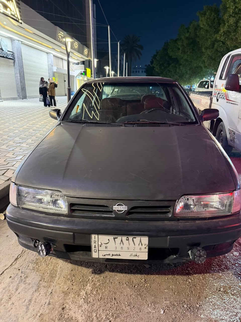 السلام عليكم نيسان براميرا 92 للبيع
مابيها ظربه بيها صبغ مكانات خفيفه 
محرك 200كير خير من الله نظيفات تبريد تدفئه خير من الله صدرها نص عمر السياره شاديلها بصمه  مرتبه مصروف عليه تعال شوفهها وبخدمتك   السعر 40 وبيها مجال 
العنوان المنصور + الكاظميه 
*********** وتساب وخاص
