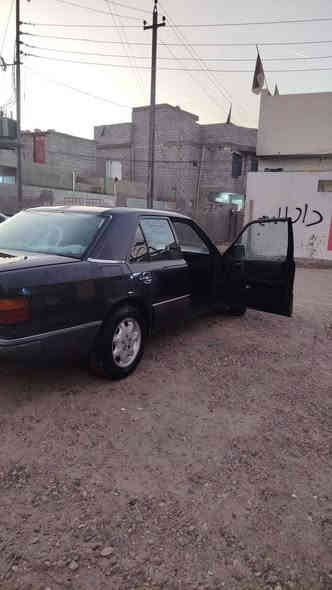 السلام عليكم مرسيدس للبيع
موديل 1988 
سياره جاهزة اي نقص مابيهه 
سنويه باسمي ارقام انكليزي تحويل ثاني يوم 
سنويه تسقط بشهر 12 
تخم تاير جديد 
تبريد تدفئه شغالات بس الفان بي فيوز طك 
صدر امامي خلفي جديد 
كهربائيات شغاله 
فتحه شغاله
شغل واطلع 
مكاني الزعفرانية جسر ديالى القديم 
السعر 55 وبيهه مجال 
*********** واتس اب
