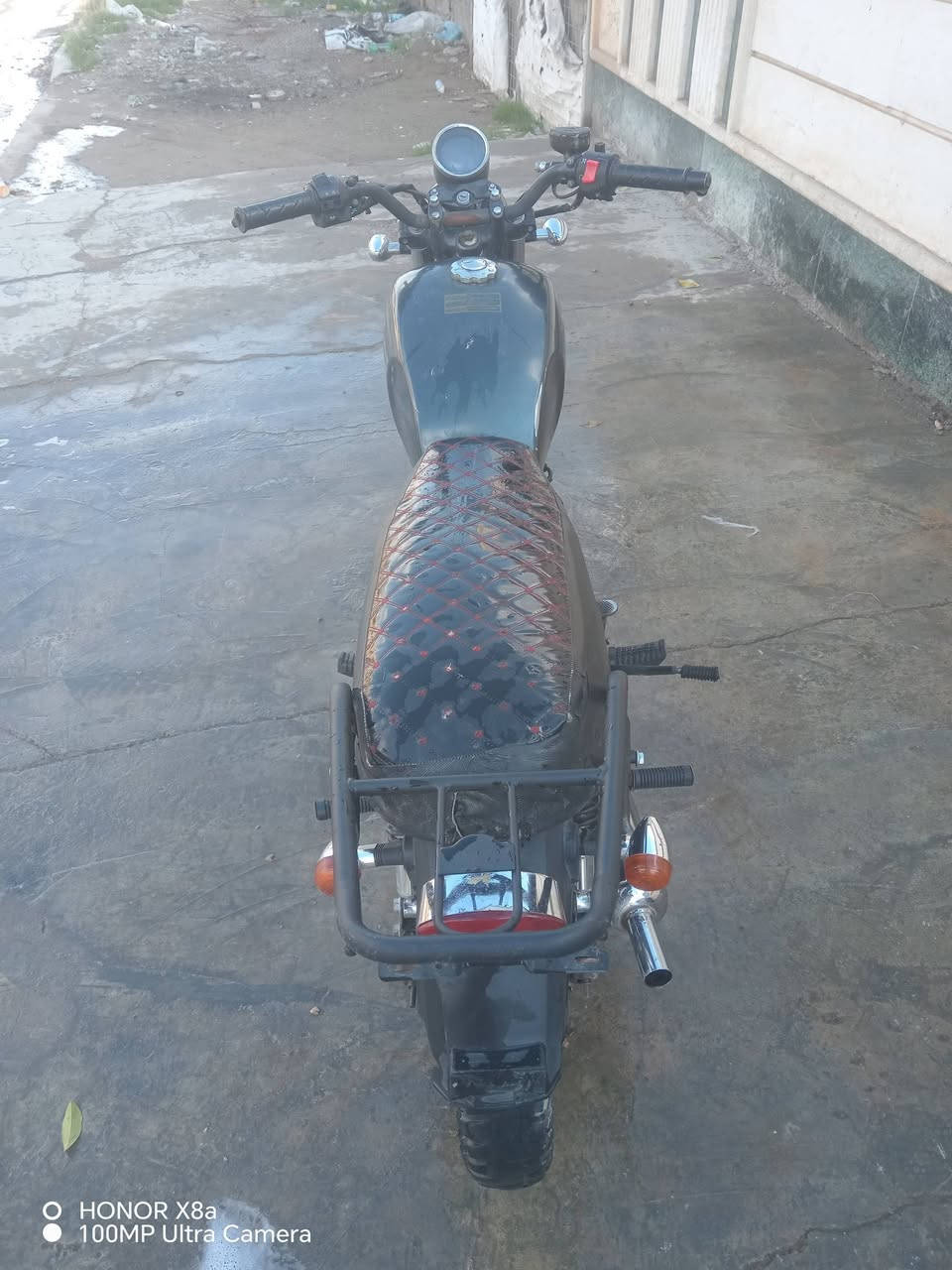 السلام عليكم ماطور ساو للبيع السعر 500وبيه مجال موديل 2019 الاتصال على الرقم ***********
