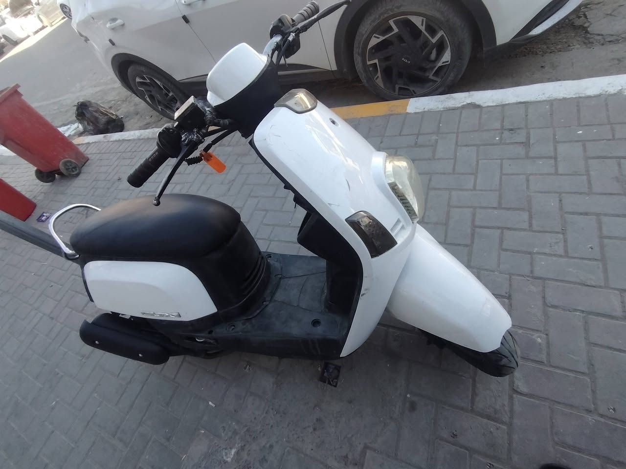 السلام وعليكم ماكس بولس كابريتر دراجة جديدة قبل شهر نازلة رمبة مكفولة كفالة عامة العنوان الدورة قرب بلاط الشهداء السعر ٧٠٠ وبيهة مجال بسيط الهاتف ***********
