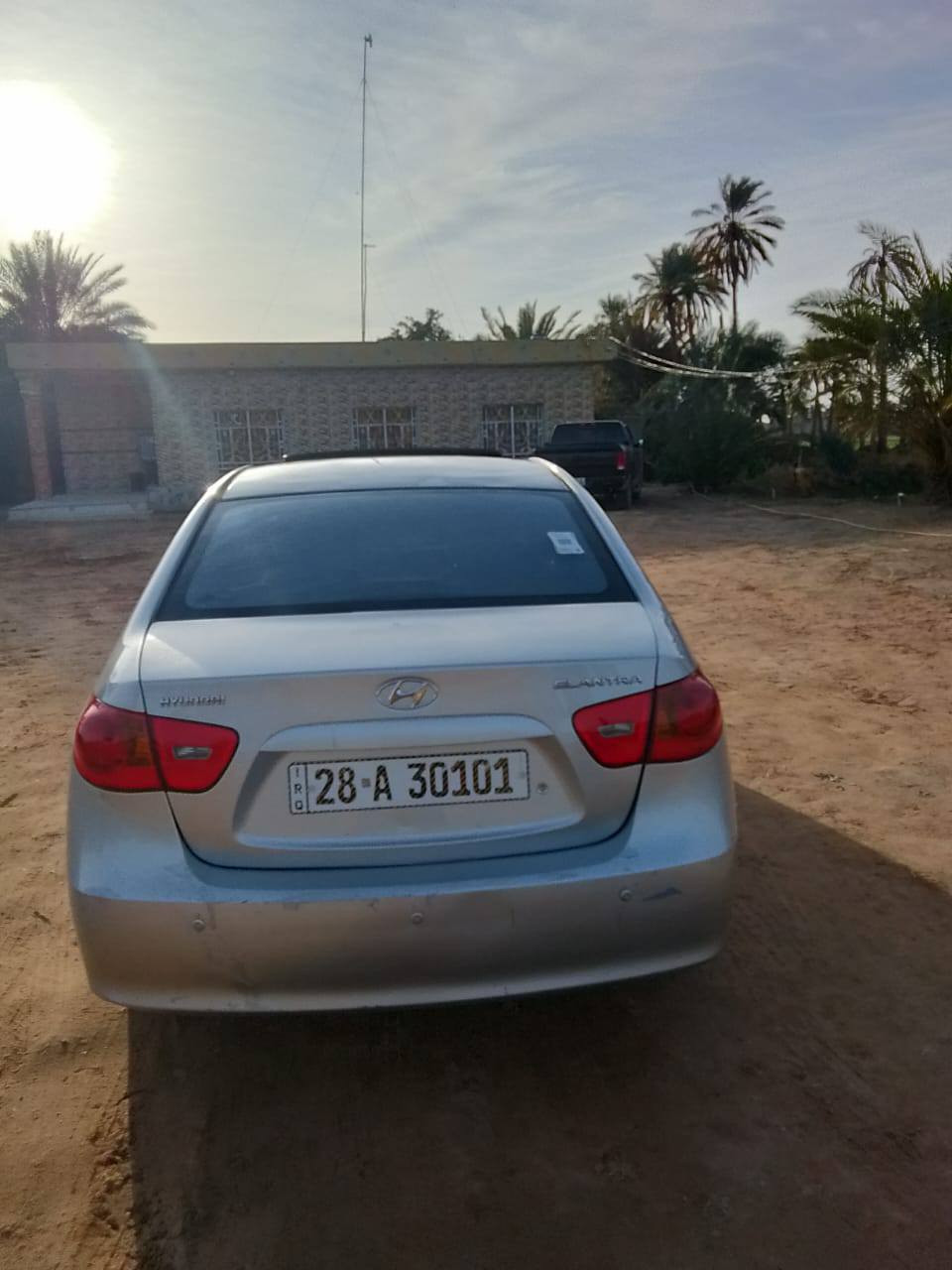 السلام عليكم للبيع ألنترا موديل 2009 خليجي مكينه 2000 فول مواصفات رقم نجف دولي بسمي مكفوله كفاله عامه من ضربه وصبغ وتبديل فقط جراد بسيط بالقماره مكينه وكير وحداديه وتبريد كله جديد سياره جاهزه من جميع النواحي السعر 107 مكان السياره الديوانية غماس للاستفسار ***********
