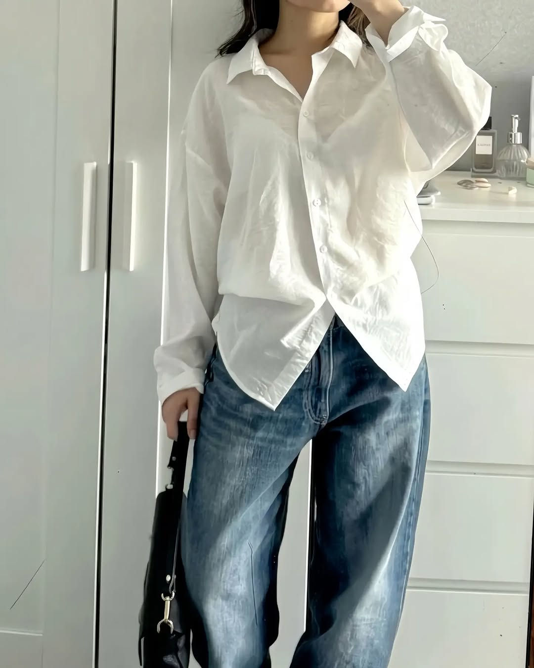 .
قميص ابيض ستاندرد 🤍
كوالتي جيد ✅ 
رجـالي نسـائي 🙎🏼‍♀️👨🏼
قالب ستاندر
القياسات:
S-M-L-Xl-2XL 
السعر: 17.750ألـف✨
ـــــــــــــــــــــــــــــــــــــــــــــــــــــــــــــــــــــــــــــــــــــــــــــــــــــــــــــــــــــ

متاجرنا👇

‪‪@stray_store1‬‪
@stray_store2‬‪
@stray_suits‬‪
@stray_vintages‬‪
@mars_librar.y‬
ـــــــــــــــــــــــــــــــــــــــــــــــــــــــــــــــــــــــــــــــــــــــــــ

توصيل الناصريه مركز الفين دينار❇️

اقضية ونواحي 3 الاف

المحافظات 5 الاف دينارر

💢عن طلب لا يقل عن ال 12 الف دينار.
ـــــــــــــــــــــــــــــــــــــــــــــــــــــــــــــــــــــــــــــــــــــــــــ

⛔اذا كان اكو غلط بالطلبية او غير مشابه للصورة يمكن استبداله.


**إذا كنت صاحب هذا الإعلان وتريد حذفه لأي سبب، رجاءا أرسل رسالة إلى الدعم الفني**
