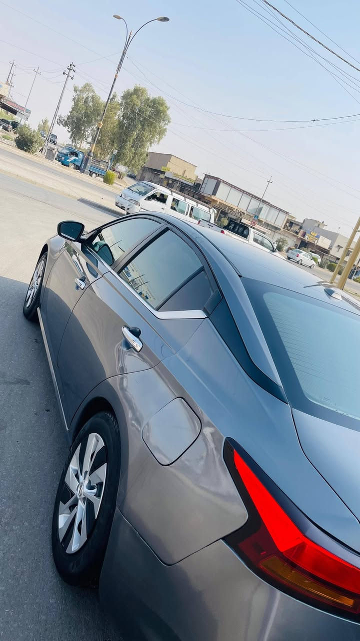 السلام عليكم
التما s 2020 
ماشية 150 الف كيلو متر 
منظومه زينون كشافات زينون 
بدون حجر بيئة
رقم اربيل بااسمي
ضرر صفحة السايق
السعر 123
مكلف بالنشر 👇 اتصل فقط 
***********
