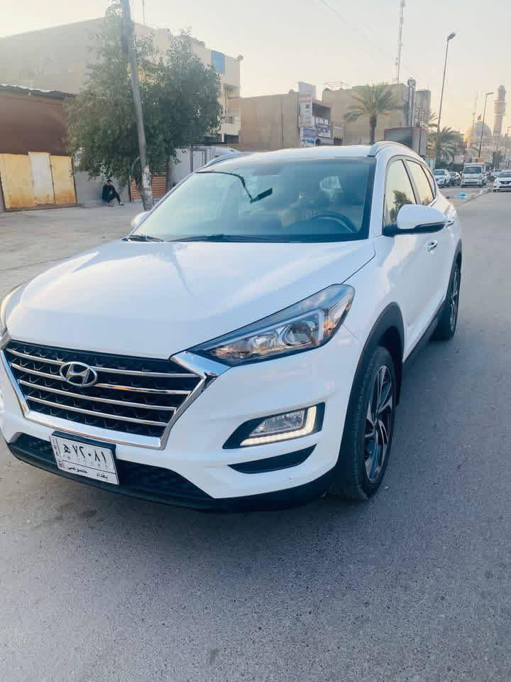 توسان خليجي موديل 2021
رقم بغداد با اسمي تحويل ثاني يوم ماشيه ٨١كم

حجم المحرك  2000DOHC

بيه صبغ جزء من البنيد وبارد كلش قليل اصلا ممبين باب خلف الصدر 

فول مواصفات عدا البنوراما

المواصفات 

بصمه + بصمه ابواب

مري شفط+اشاير مري

كرسي كهربائي  مقعدين 

ثلاث انظمة قيادة 

(سبورت+سمارت+ايكو) 

:-داخل صاج بلادي

شحن واير ليس

ويل كب كروم

-تبريد قطعتين  اشاير ترحيب بالباب 

السياره جاهزه بدون اي نقص وبالواقع احلى من الصور

مكاني بغداد 

للاستفسار  ***********
الرقم بي وتساب
