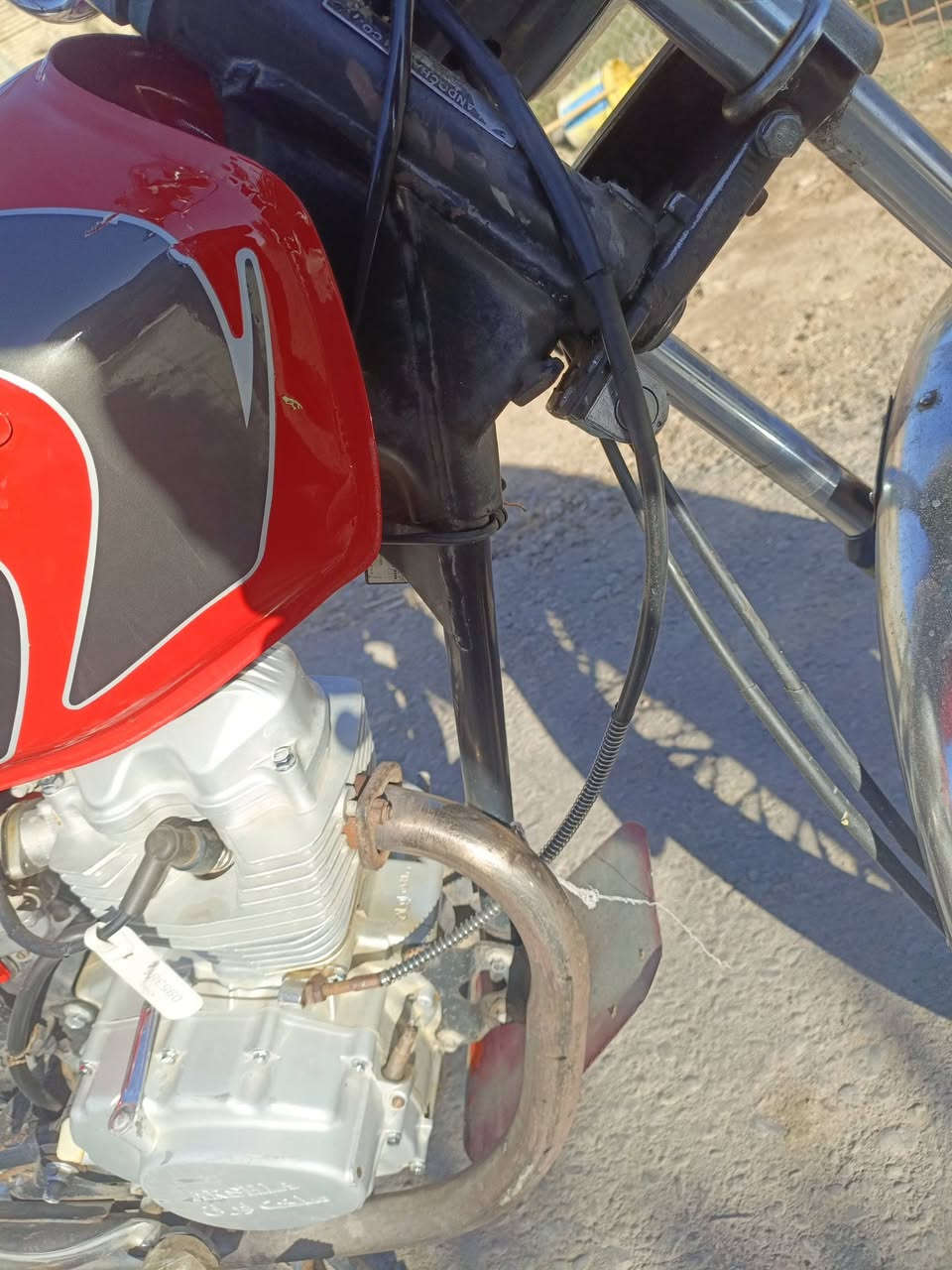 سلام عليكم دراجه كامله شاصي رفيع ناعمه ابس محرك ارشا 4وراق سكنر  ب550ابيه مجال مكان المجر الكبير  هاذ رقمي ابي وتساب  ‏‪***********‬‏
