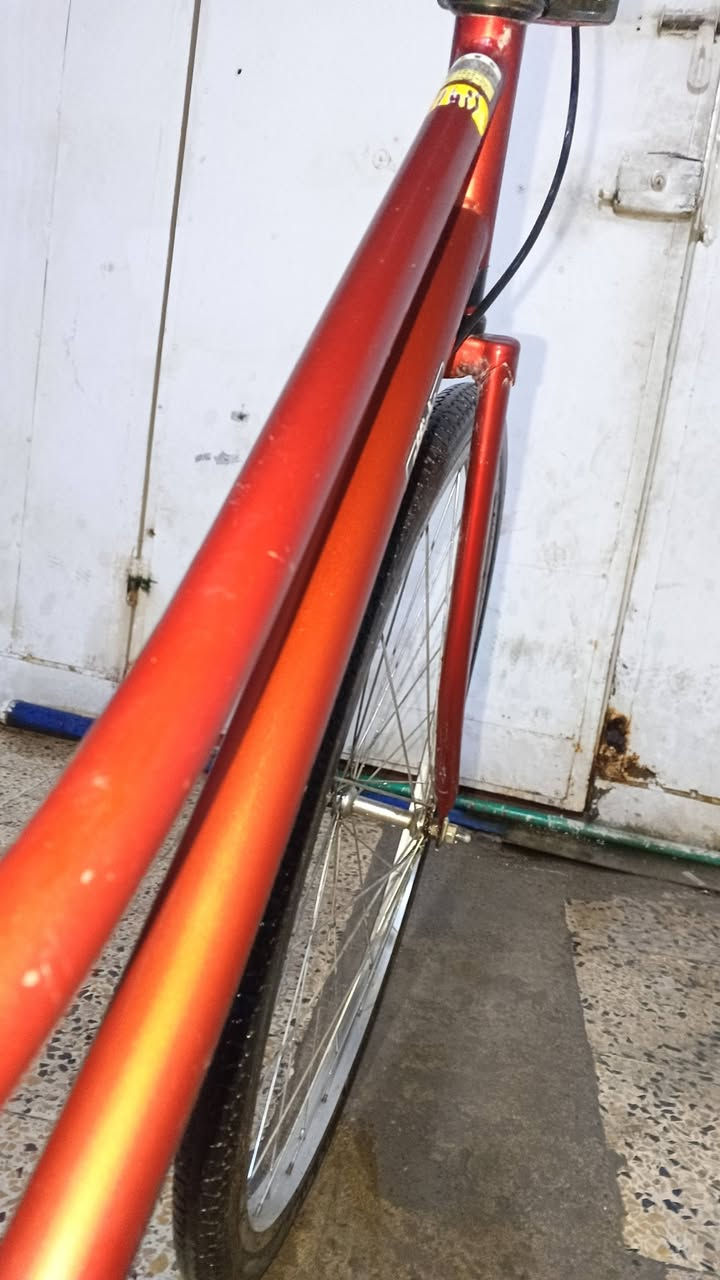 سلام عليكم
سلام عليكم 
باسكل للبيع عبد الحليم شركه اوفج لون احمر الباسكل نضيف غراضو كامله طفاريات بس بريك الكدام مابي الباسكل كفاله عامه من التاير للتاير الباسكل حيل حلو وكاعد فول موديل 19 شهر 11 ختم واحد سعرو 95 قفل التواصل خاص او رقمي ***********
