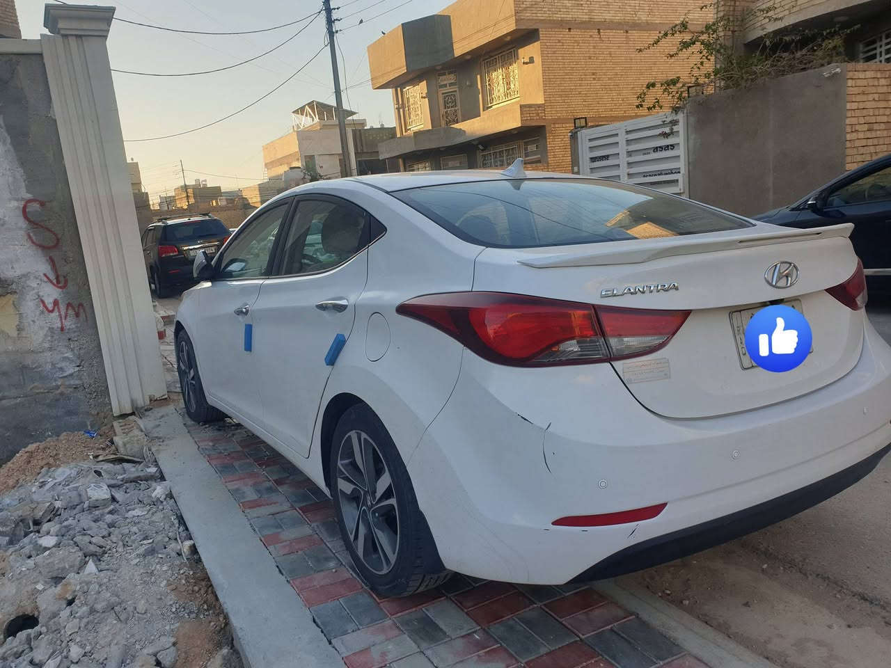 السلام عليكم
النترا 2016 خليجي رقم بغداد تحويل ثاني يوم
محرك 1800 دوش خير من الله لا تنقيص ولا بخار
كير اوتو + عادي 6 نمر 
فول مواصفات 
سلايد رووف
مري شفط 
اشاير ب المري
قطعتين تبريد 
شاشه تاب + كامره دواره
حساسات خلفيه
تحكم ستيرن جهتين
5 ويل كب كروم
منضومة زنون 
كشافات ثلجي
لدات اماميه
كشنات مدوشمه
ارضيه مدوشمه جلد
وبيه بعد مواصفات
بدون حادث بيه جاملغ خلفي والباب عكس السائق صبغ فقط بدون دواخل 
السياره جاهزه من كلشي مال جناي 
تخم تاير + حداديه + باتري + تبريد ثلج مابيه نقص برغي
مكان السياره كربلاء السعر 119 وبيه مجال بسيط
***********
